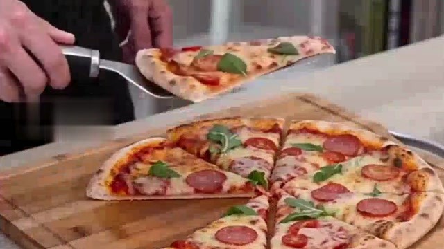 Funny Axe Design Pizza Cutter, - Kitchen Gadgets For Dad บทวิจารณ์และราคา
